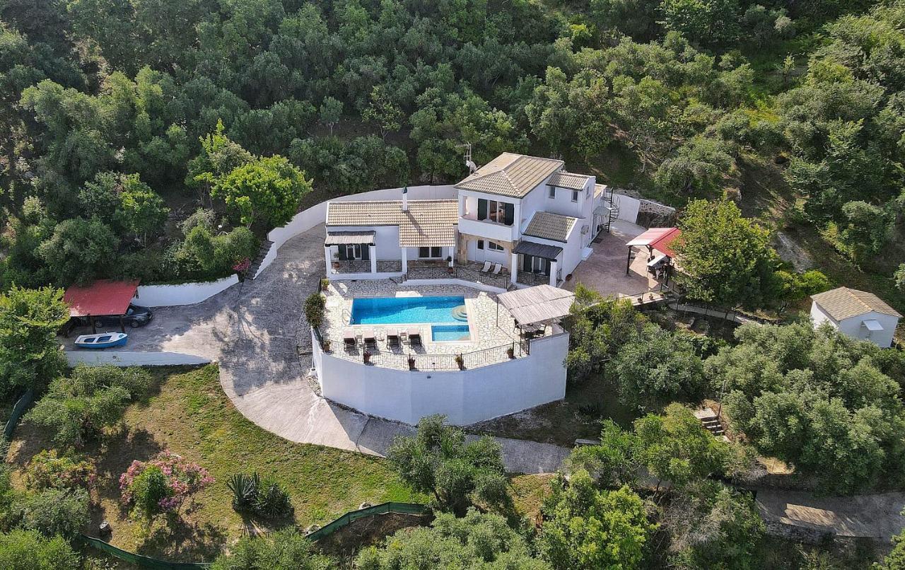 Villa Boukari Chlomos Exteriör bild