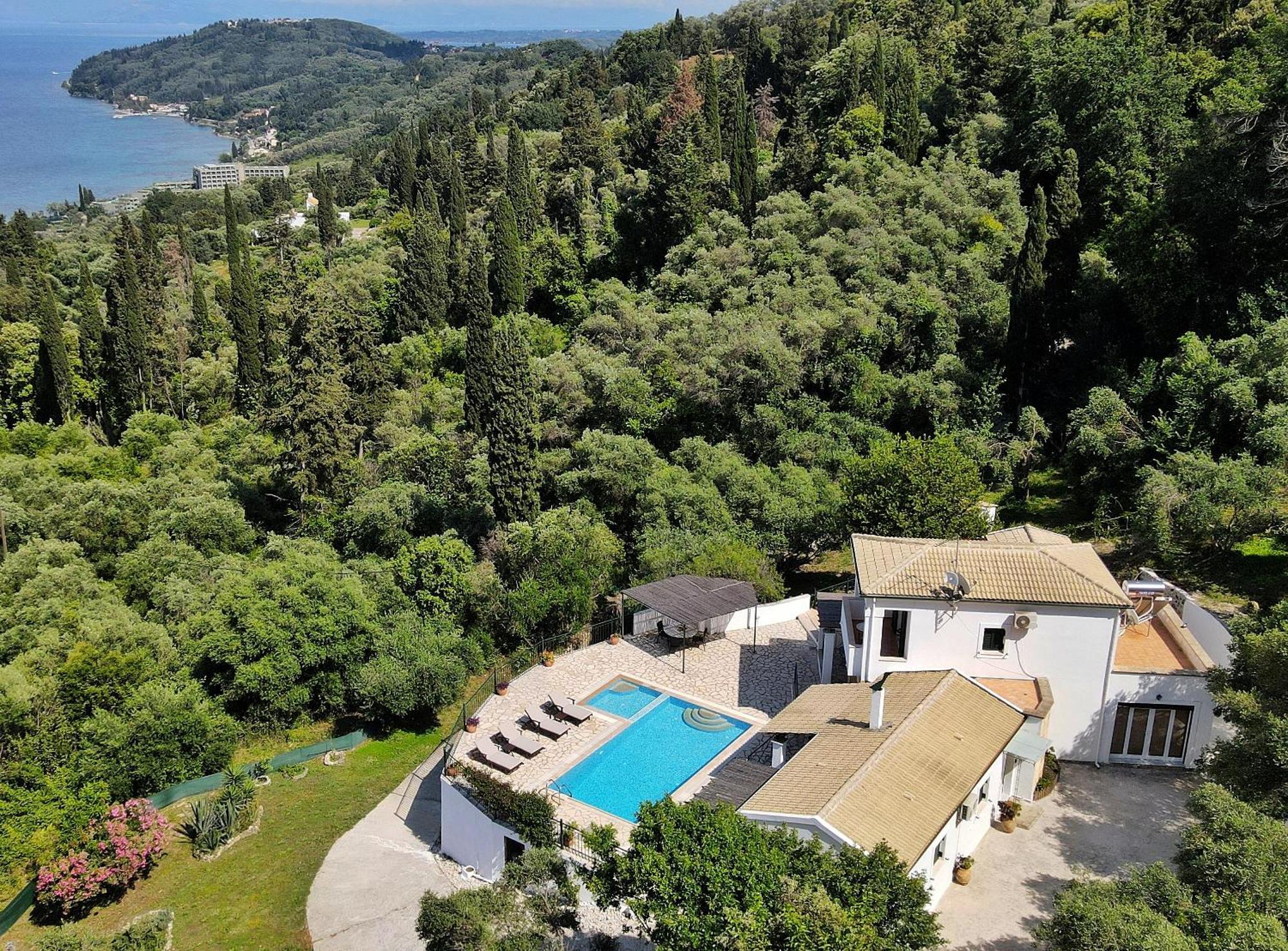 Villa Boukari Chlomos Exteriör bild