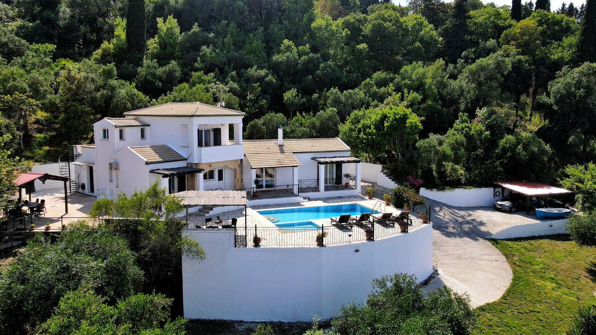 Villa Boukari Chlomos Exteriör bild