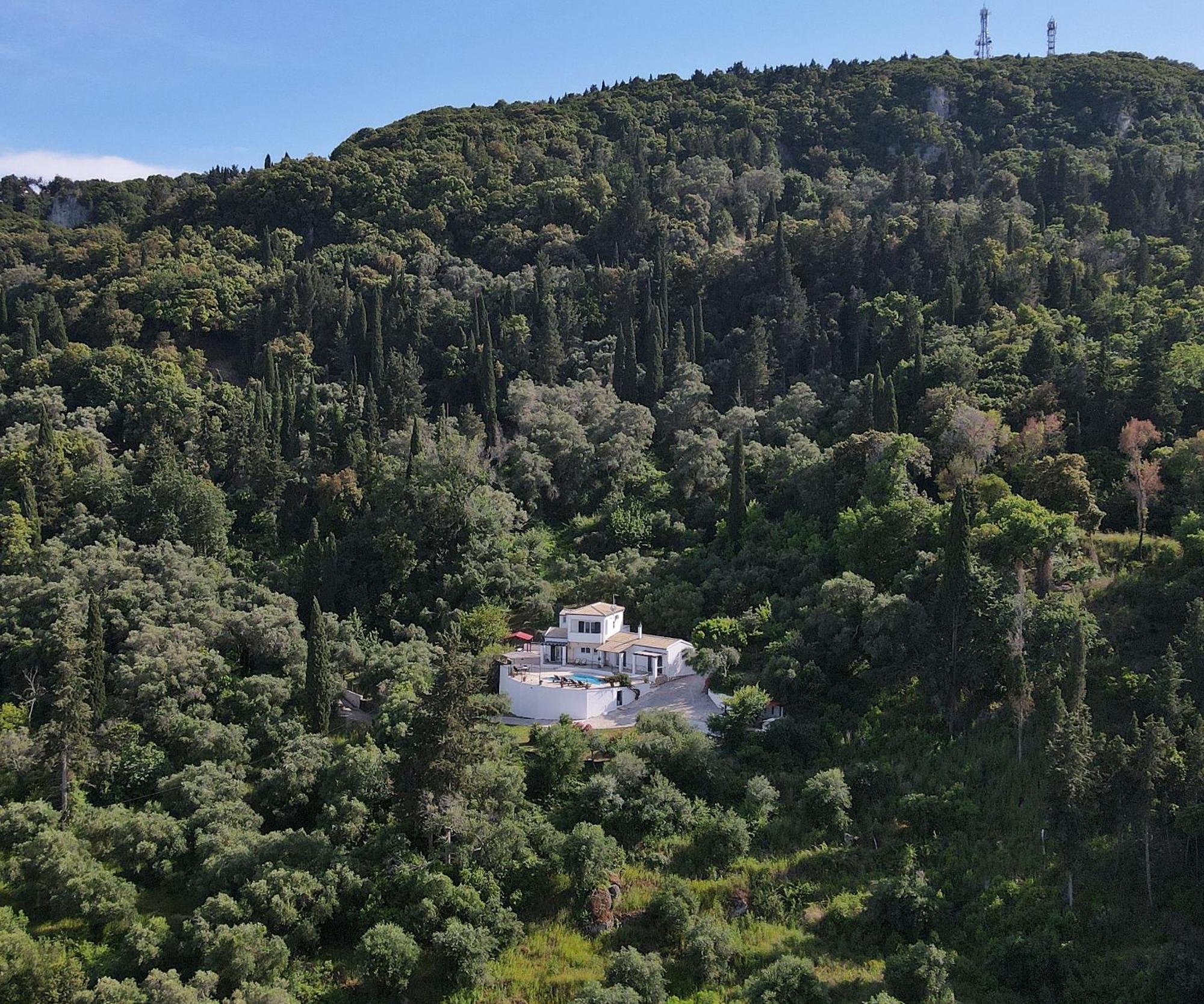 Villa Boukari Chlomos Exteriör bild